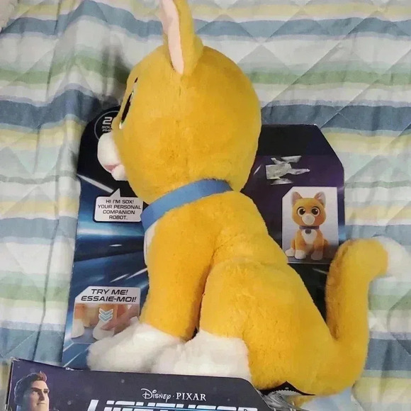 Disney Pixar robot companion - Picture 13 of 14